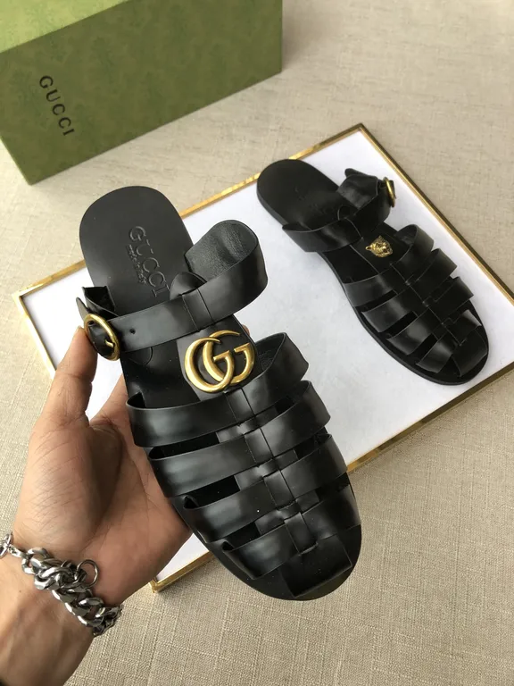 Gucci Shoe 